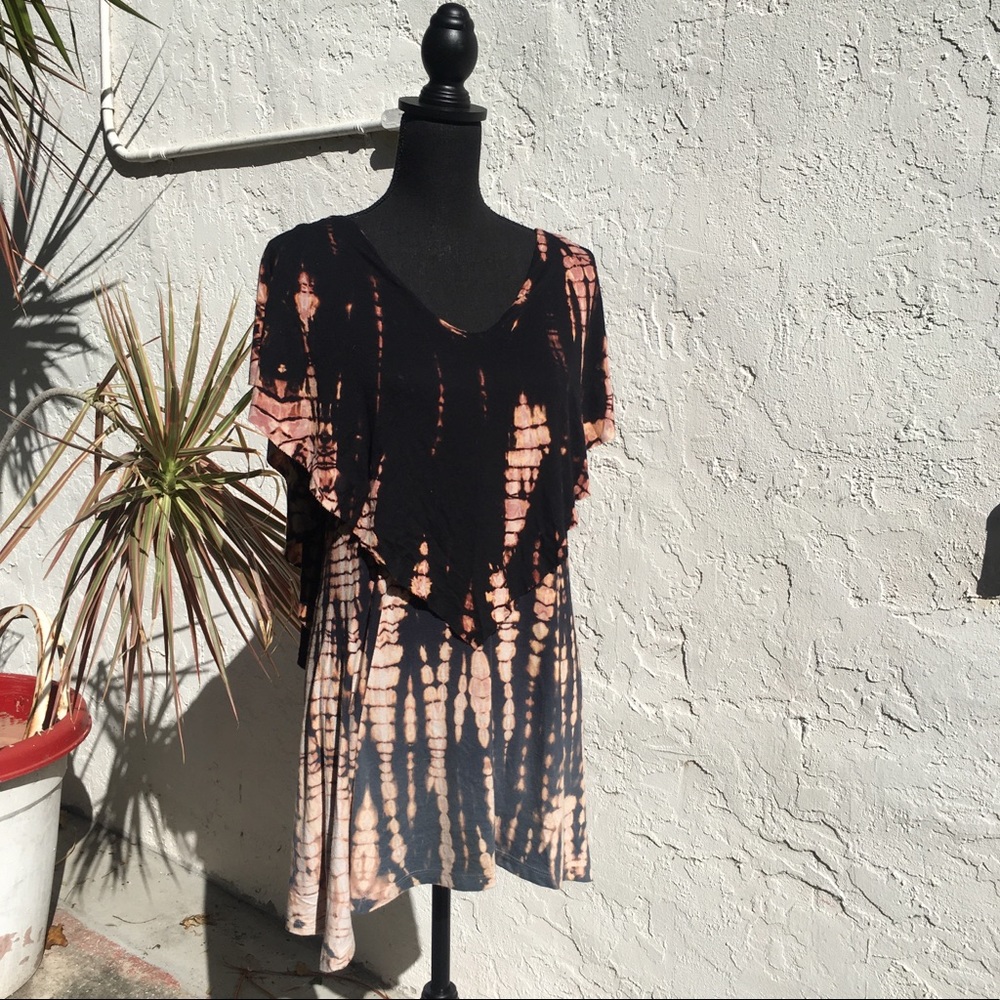 Gypsy tie-dye off the shoulder dress! 🦩